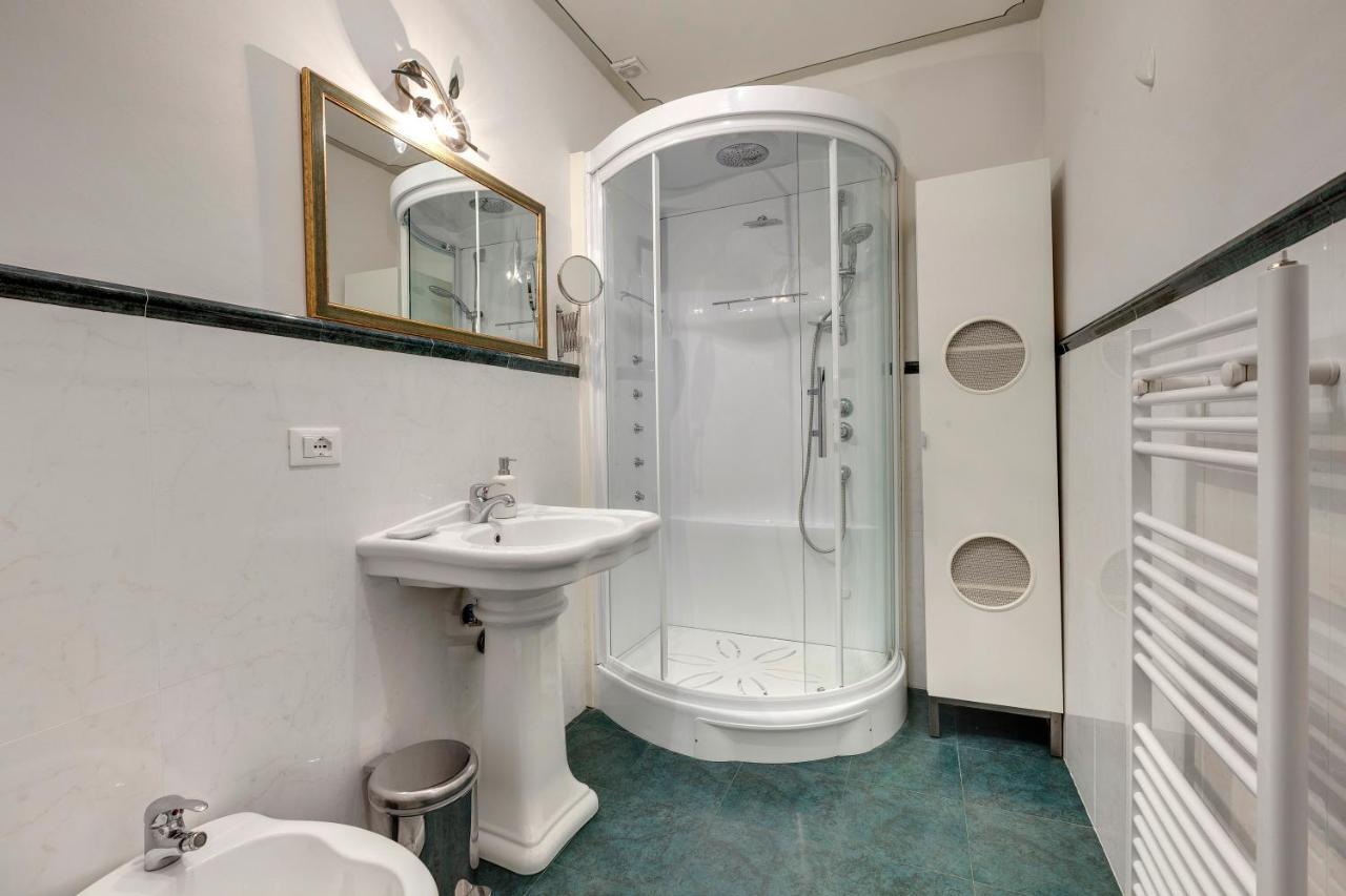 Alfani Deluxe Apartment By Mamo Florence Luaran gambar